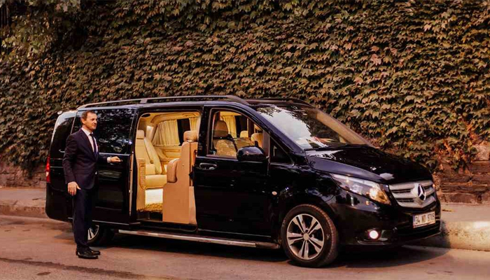 Saatlik Günlük Şoförlü Araç Kiralama